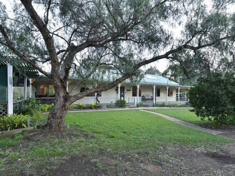Tabitha Hill Estate - Sunshine Coast Tourism 3