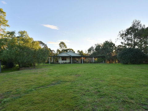 Tabitha Hill Homestead - Holiday Sunshine Coast 3