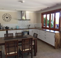 TAKURA HEIGHTS Modern Country Apartment with pool access - Sunshine Coast Tourism