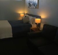 Tall Timbers Motel - Holiday Sunshine Coast