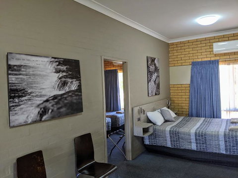 Tallarook Motor Inn - Holiday Sunshine Coast 1