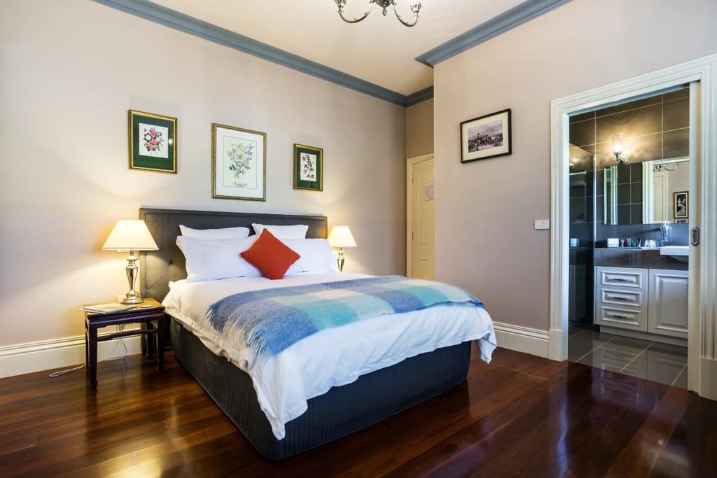 Iona VIC Sunshine Coast Tourism