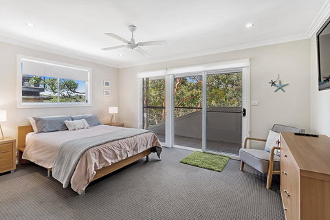 Tallean Road, 71 - Holiday Sunshine Coast 1