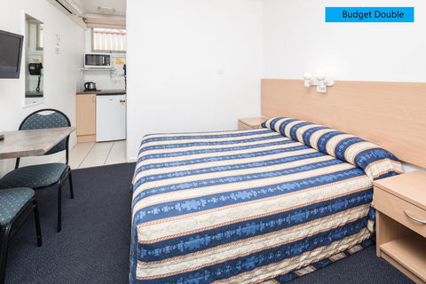 Tally Ho Motor Inn - Sunshine Coast Tourism 1
