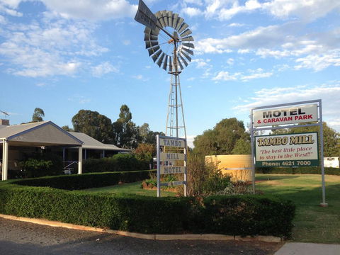 Tambo Mill Motel & Caravan Park - Holiday Sunshine Coast 0