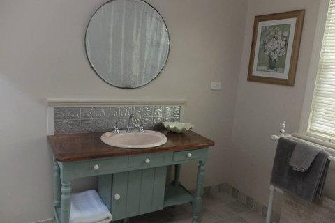 Tamborine Treats - Holiday Sunshine Coast 1