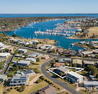 Tanjil - A stroll from the water in Paynesville - Sunshine Coast Tourism