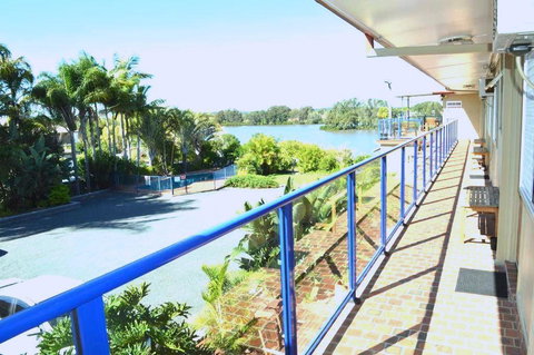 Taree Motor Inn - Sunshine Coast Tourism 0