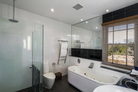 Tarraleah Lodge - Holiday Sunshine Coast 3