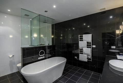 Tarraleah Lodge - Holiday Sunshine Coast 2