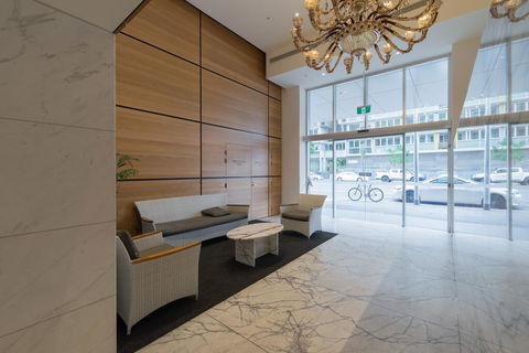 Tasha's Apartments On Morphett - Sunshine Coast Tourism 1