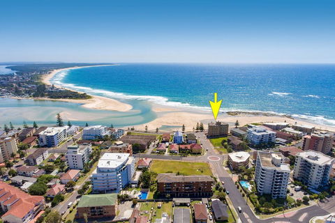 Tasman Towers - Unit 13 - Sunshine Coast Tourism 1