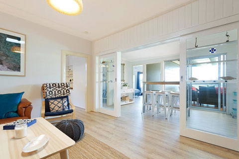 Tathra Beachbreak - Sunshine Coast Tourism 3