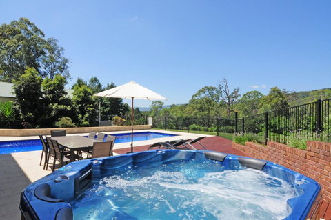 Tatiara - Spacious Family Friendly Home! - Holiday Sunshine Coast 3