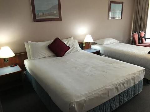 Tea Gardens Motel - Holiday Sunshine Coast 1