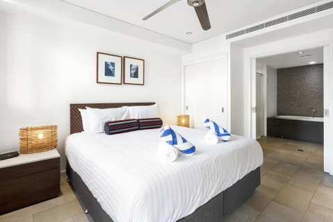 Temple 304 Modern Spacious Palm Cove Resort - Sunshine Coast Tourism 3