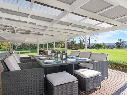 Terara Riverview Estate - Sunshine Coast Tourism 1