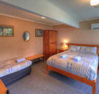 The 2C's Bed  Breakfast - Holiday Sunshine Coast