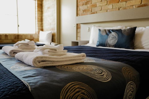 The Australian Hotel Motel - Sunshine Coast Tourism 0