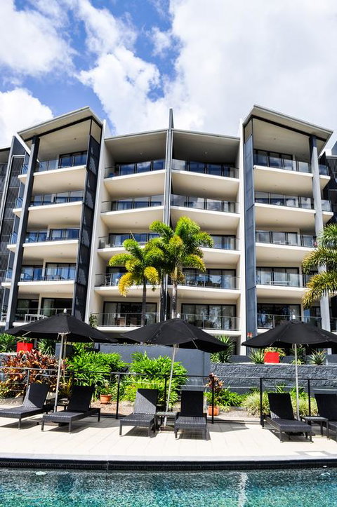 The Bay Apartments - Sunshine Coast Tourism 3