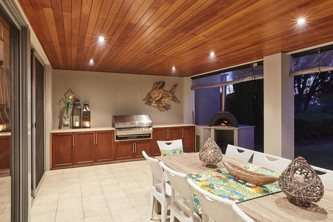 The Bay Residence, Dunsborough WA - Sunshine Coast Tourism 1