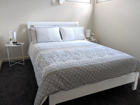 The Beach House - Holiday Sunshine Coast 3