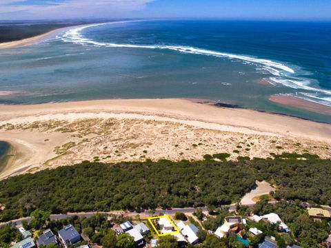 The Beach House - Sunshine Coast Tourism 0