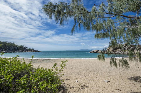 The Beach House At Arthur Bay - Holiday Sunshine Coast 1
