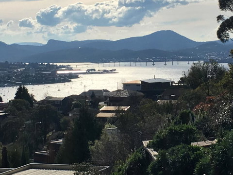 The Lookout - Sunshine Coast Tourism 24