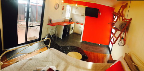 Apartment ONE - Sunshine Coast Tourism 6