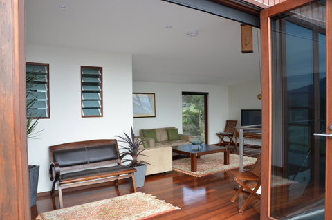 Yolla Beach House - Sunshine Coast Tourism 6