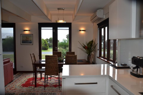 Yolla Beach House - Sunshine Coast Tourism 2