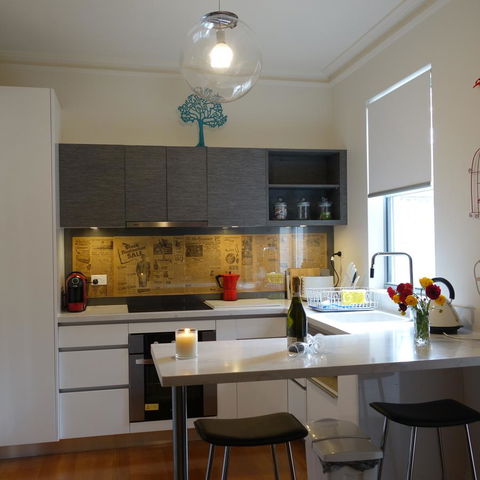 Patersonia Cottage - Sunshine Coast Tourism 13