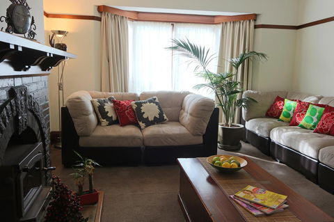 Moonah Central Apartments - Sunshine Coast Tourism 16