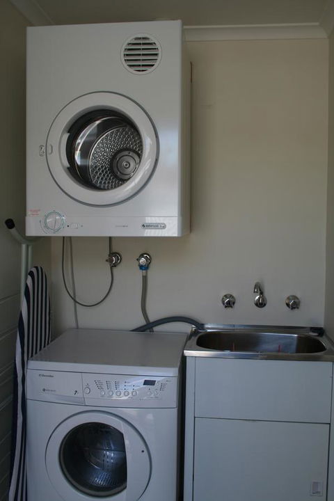 Moonah Central Apartments - Sunshine Coast Tourism 31