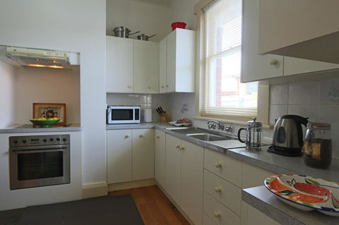 Moonah Central Apartments - Sunshine Coast Tourism 17