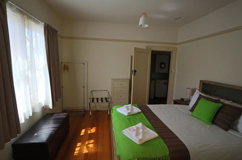 Moonah Central Apartments - Sunshine Coast Tourism 6