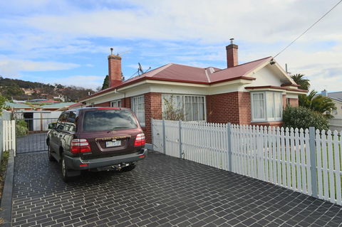 Moonah Central Apartments - Sunshine Coast Tourism 14