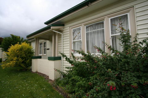 Moonah Central Apartments - Sunshine Coast Tourism 12
