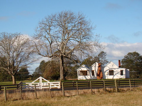 Buttons Cottage For Canyon & Rain Forest Walks With In House Dining - Holiday Sunshine Coast 7