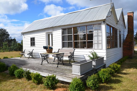 Buttons Cottage For Canyon & Rain Forest Walks With In House Dining - Holiday Sunshine Coast 5