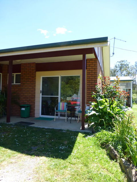 Quamby Pines Chalet - Sunshine Coast Tourism 25