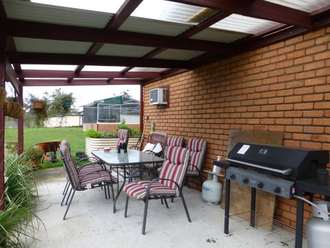 Quamby Pines Chalet - Sunshine Coast Tourism 8
