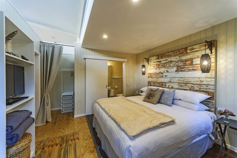 Coastal Pods Wynyard - Sunshine Coast Tourism 15