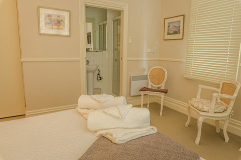 Glencoe Country Bed And Breakfast - Holiday Sunshine Coast 1