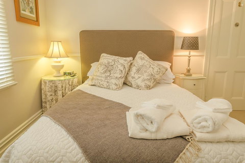 Glencoe Country Bed And Breakfast - Holiday Sunshine Coast 3