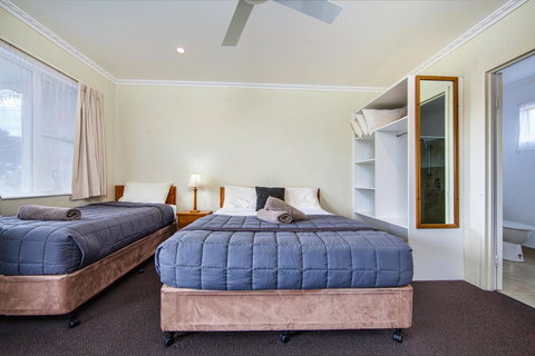 Wintersun Gardens Motel - Sunshine Coast Tourism 2