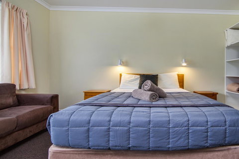 Wintersun Gardens Motel - Sunshine Coast Tourism 15