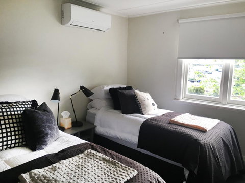 Highfield's Other House - Sunshine Coast Tourism 8