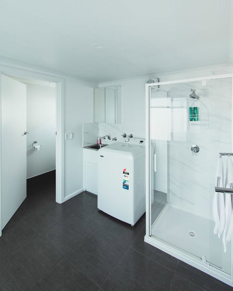 Park Street Accommodation - Sunshine Coast Tourism 3